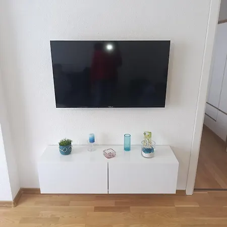 Appartement Blue Lukavica Near Airport *