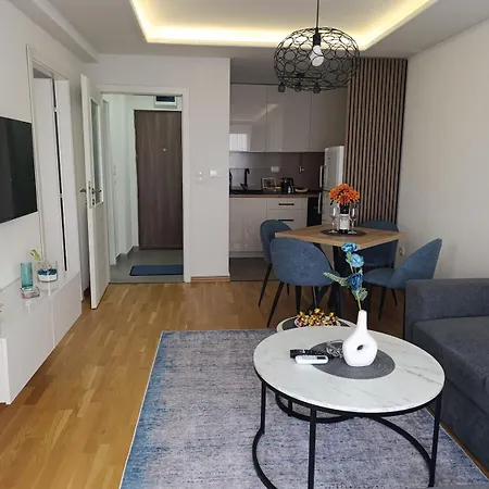 Appartement Blue Lukavica Near Airport Sarajevo